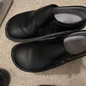 Size 10 Black Alegria Shoes